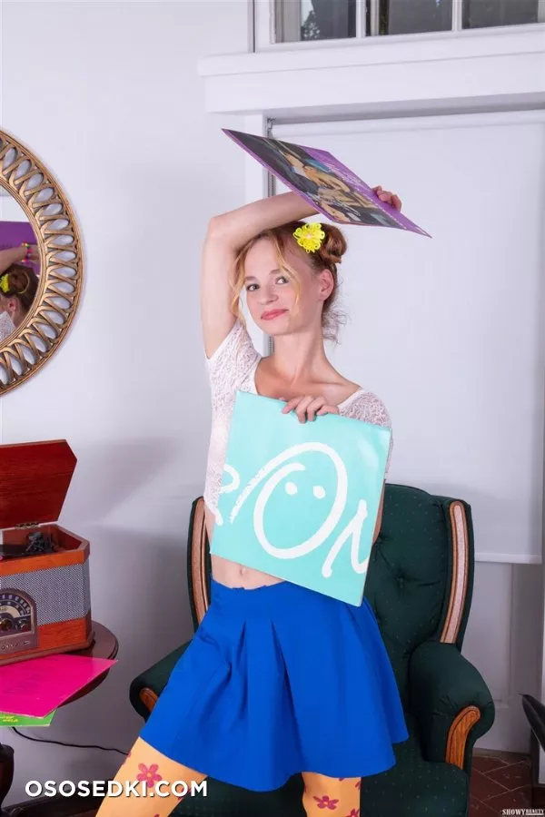 Bebe - Vinyl Lover - ShowyBeauty - Photo 5