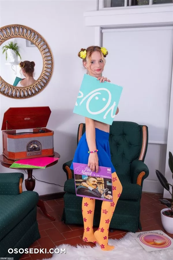 Bebe - Vinyl Lover - ShowyBeauty - Photo 6