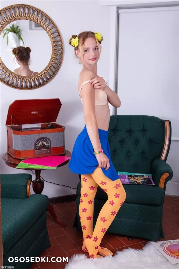 Bebe - Vinyl Lover - ShowyBeauty - Photo 18