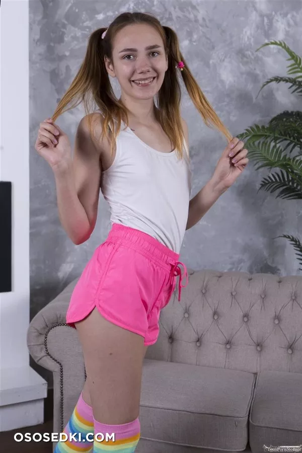 Luna - Tremendously Cute - TeenPornStorage - Photo 6