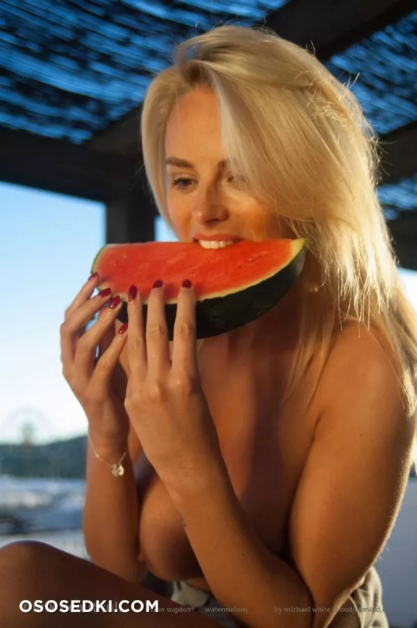 Rhian Sugden - Watermelons - BodyInMind - Photo 44