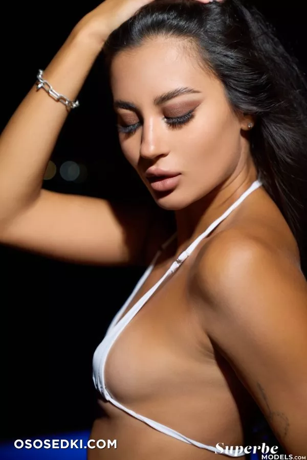 Victoria Mur - Night Moves - SuperbeModels - Photo 10