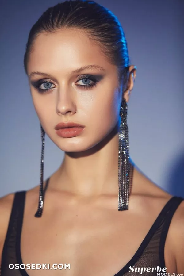 Amelie Lou - Hi Drama - SuperbeModels - Photo 28