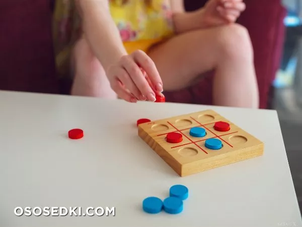 Elvera - Tic Tac Toe 1 - MetArtX - Photo 5