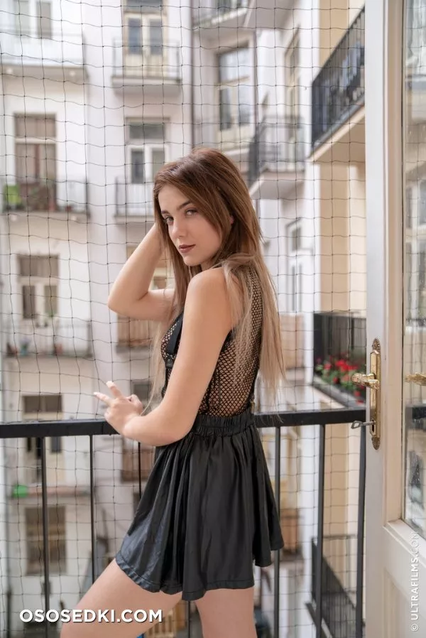 Hazel - Urban Style - UltraFilms - Photo 4