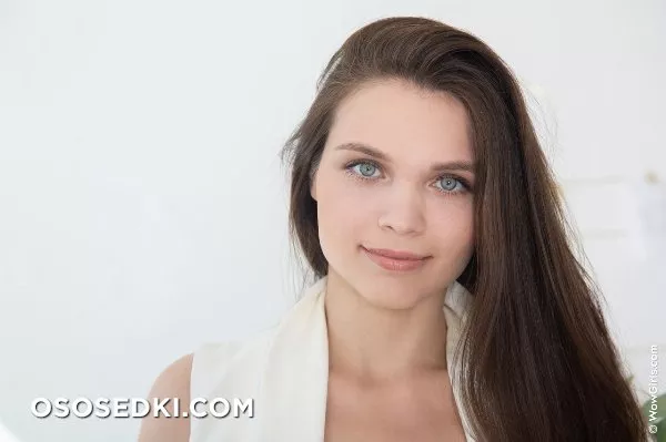 Elizabeth T - Straight To The Point - WowGirls - Photo 12
