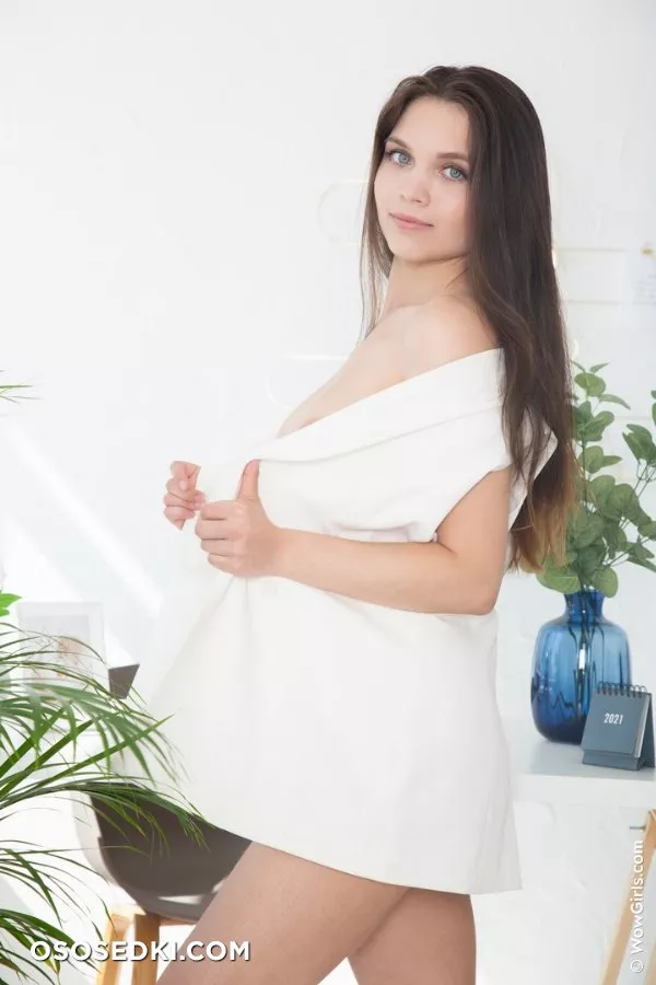 Elizabeth T - Straight To The Point - WowGirls - Photo 23
