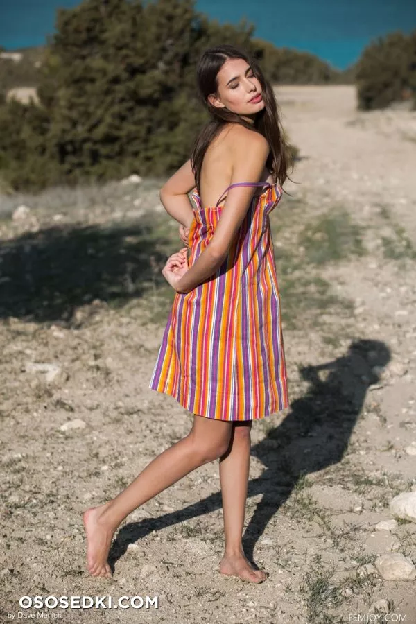 Katrine Pirs - In The Rough - FemJoy - Photo 5