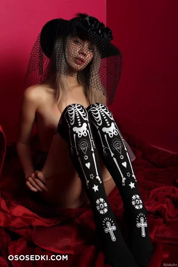 Sofy Bee - HelloHallo - RylskyArt - Photo 40