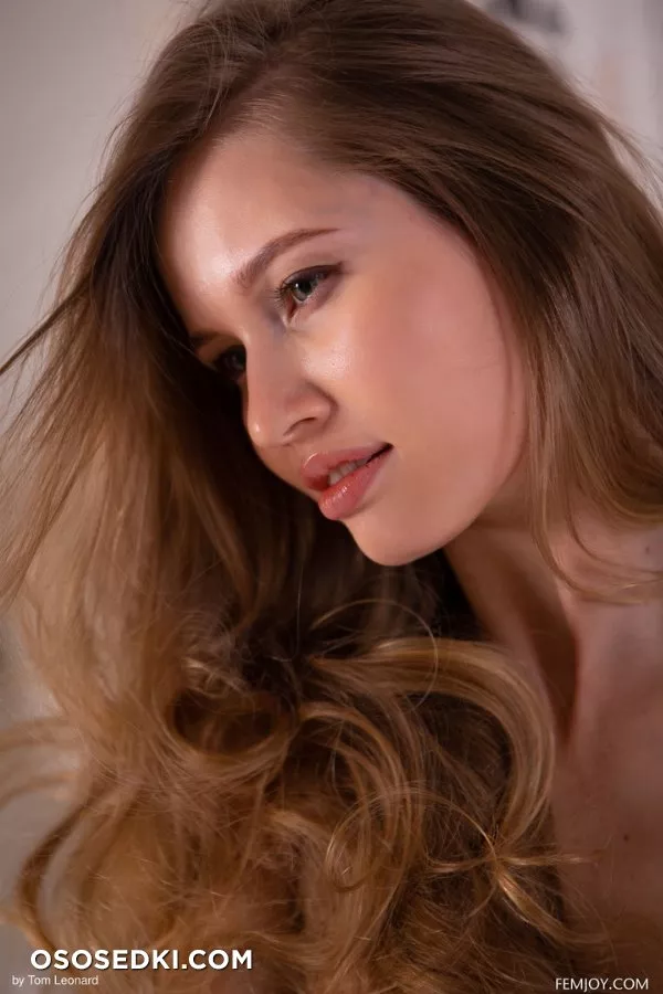 Stella Cardo in Stunning - FemJoy - Photo 18