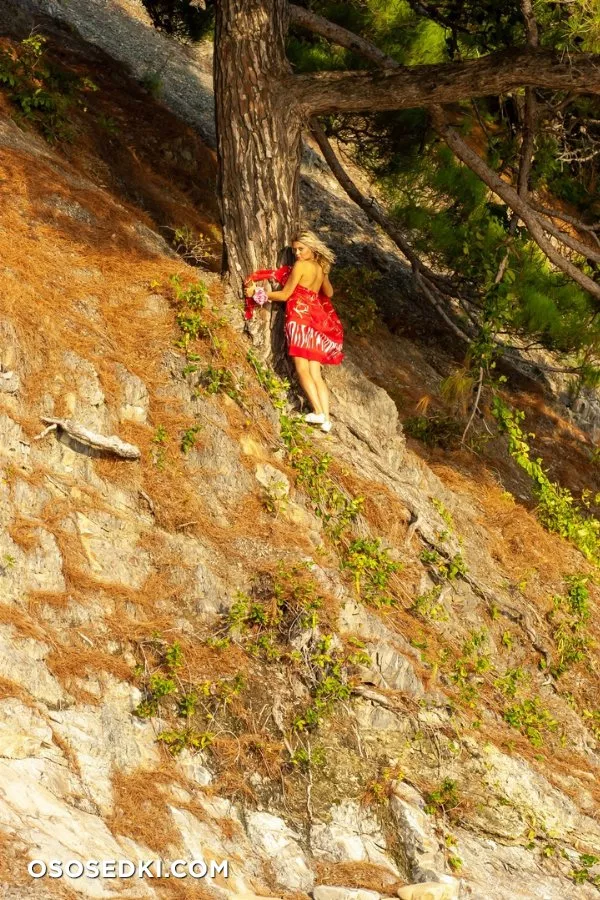 Elka - Halfway to the top - Stunning18 - Photo 14
