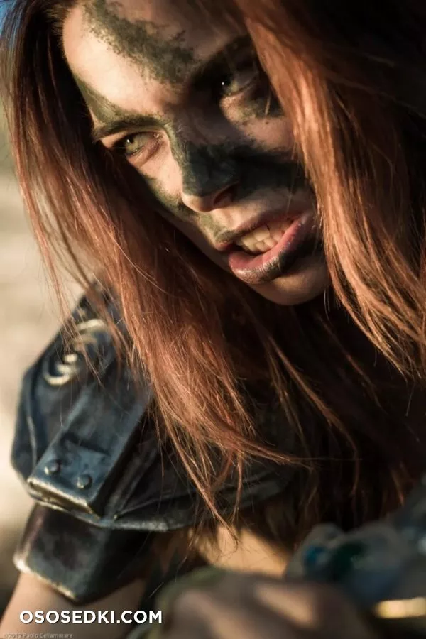 Chloe Dykstra | Aela - Photo 1