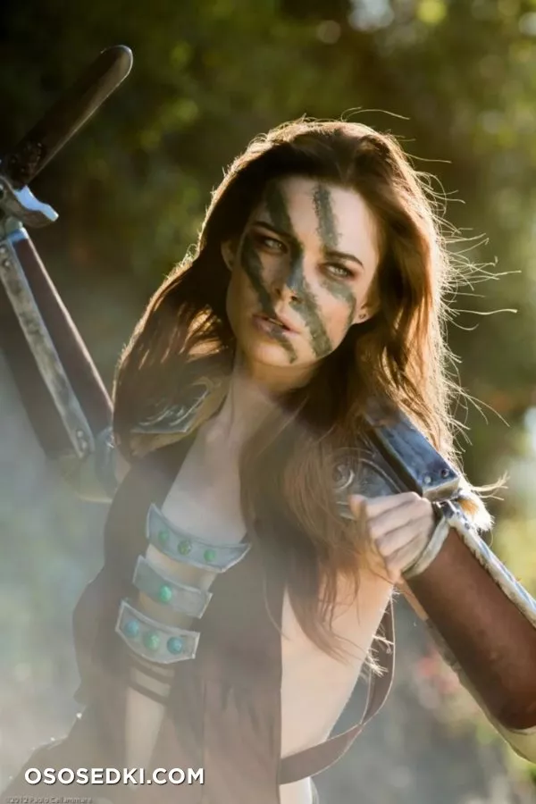 Chloe Dykstra | Aela - Photo 2