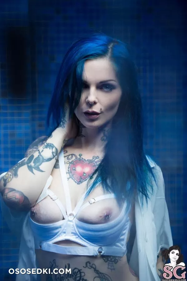 Riae - Photo 350