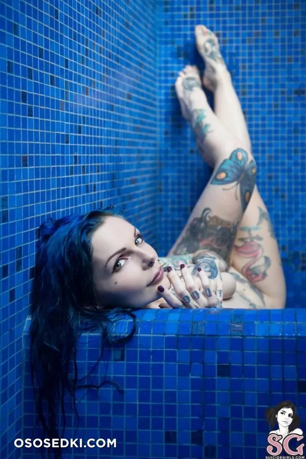 Riae - Photo 380