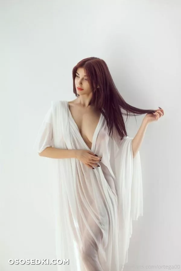 Irena Ortega - Photo 57