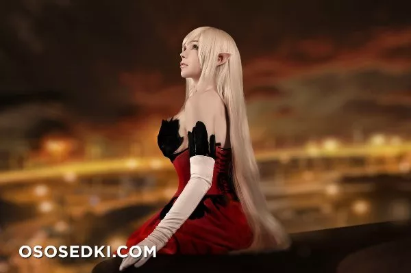 Saya The Fox | Kiss-shot - Photo 1
