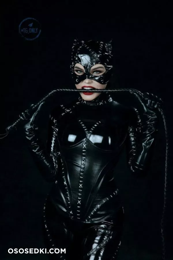 Kalinka Fox | Catwoman - Photo 12