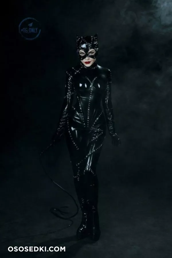 Kalinka Fox | Catwoman - Photo 17