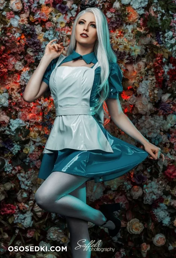 Maid Of Might | Alice (Grimm Fairy Tales) - Photo 11