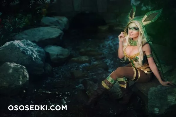 Jessica Nigri | Leafeon - Photo 4