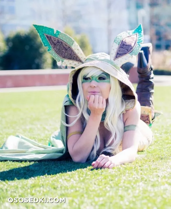 Jessica Nigri | Leafeon - Photo 8