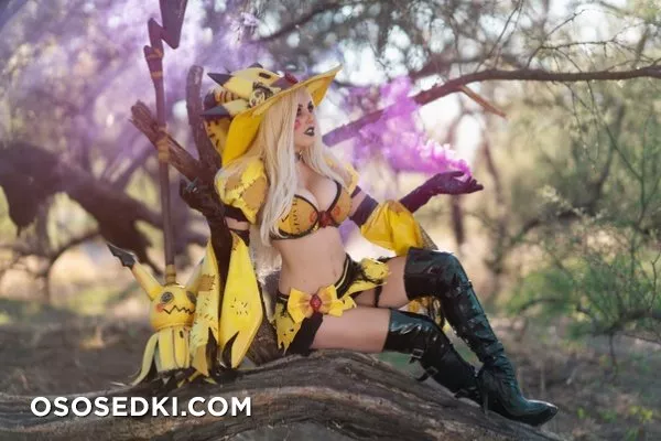 Jessica Nigri | Mimikyu - Photo 18