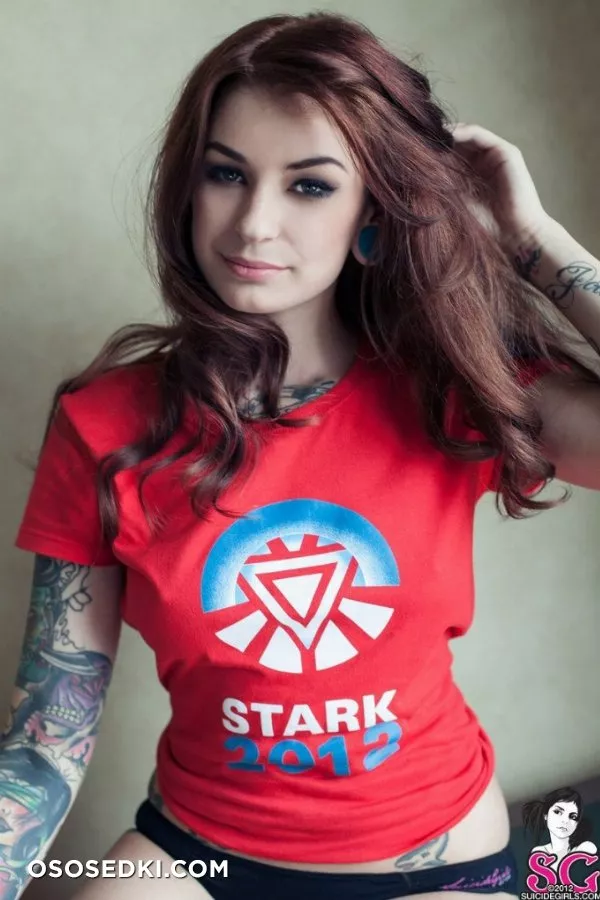 Tristyn Suicide - Photo 112