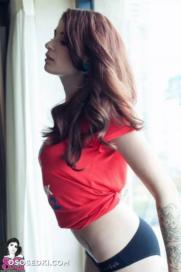 Tristyn Suicide - Photo 115