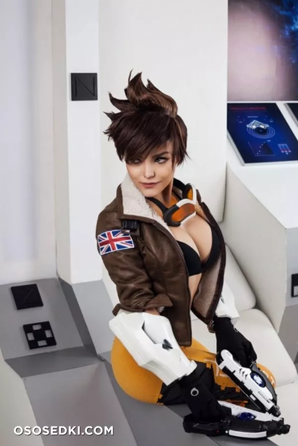 Kalinka Fox | Tracer - Photo 3