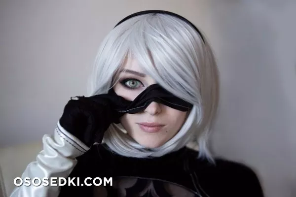 Lady Melamori | 2B - Photo 1