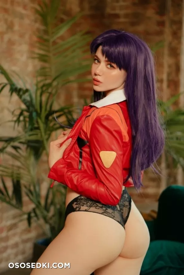 Alina Becker | Misato Katsuragi - Photo 89
