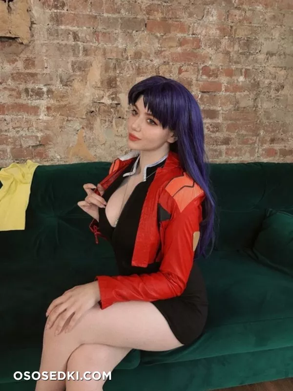 Alina Becker | Misato Katsuragi - Photo 92