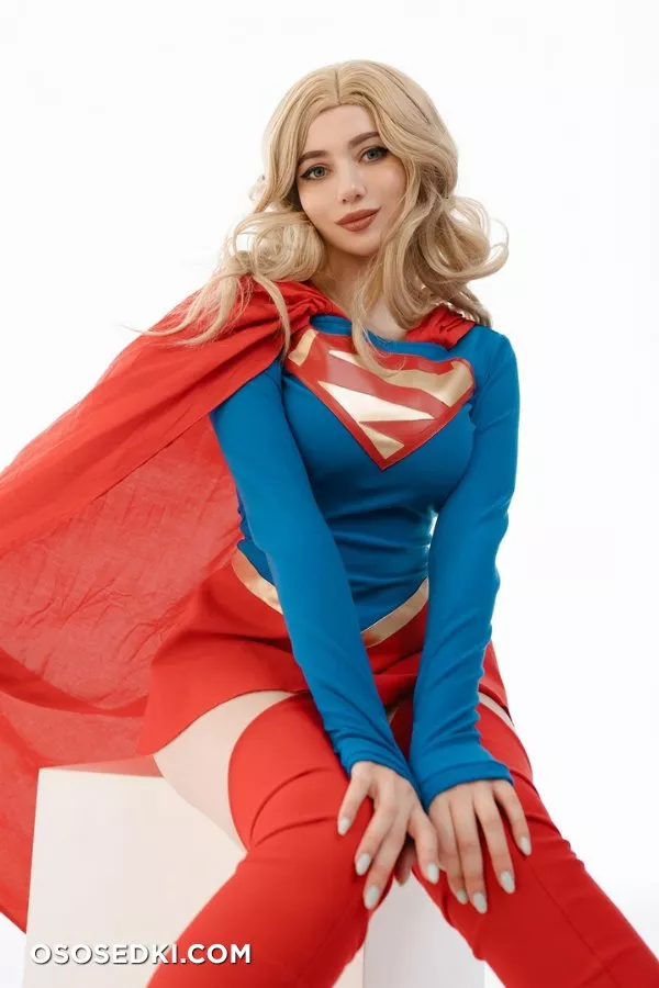 Alina Becker | Supergirl - Photo 5