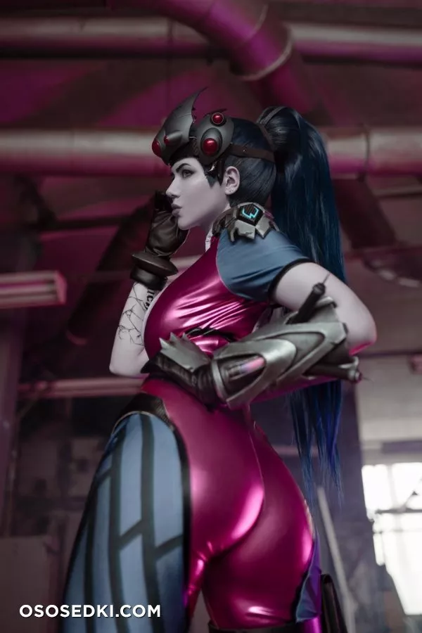 Alina Becker and Adamae | Widowmaker and Tracer - Photo 12