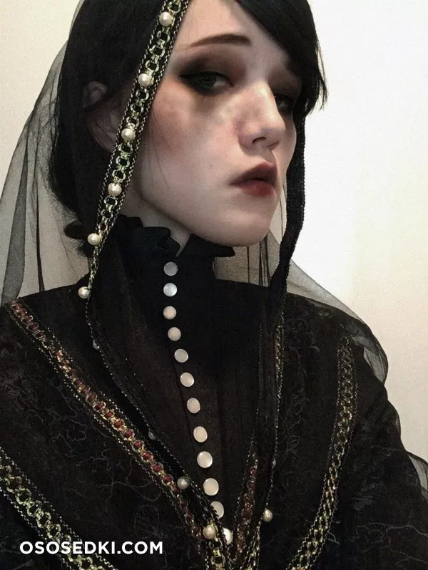 Lada Lyumos | Iris von Everec - Photo 51