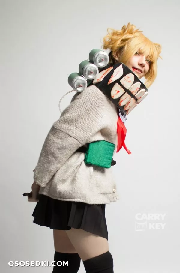 Carry Key | Toga - Photo 17