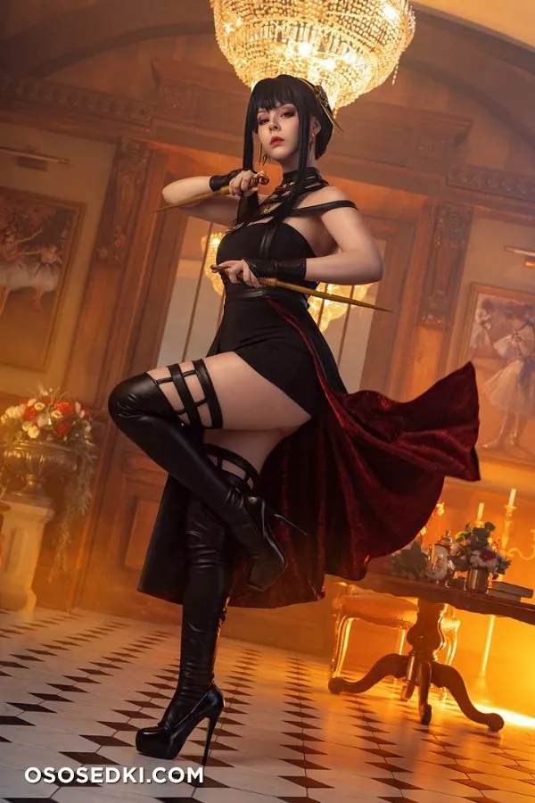 Helly Valentine | Yor Forger - Photo 1