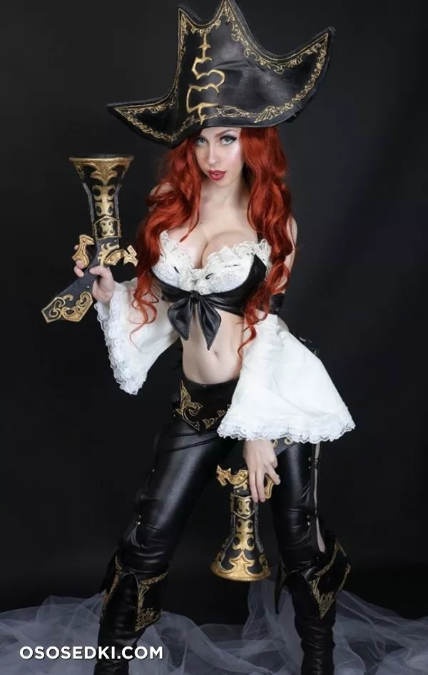 Lucy Lein - Photo 179