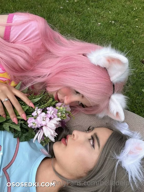 Belle Delphine & Tayszea 3 - Photo 49