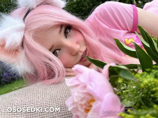 Belle Delphine & Tayszea 3 - Photo 50