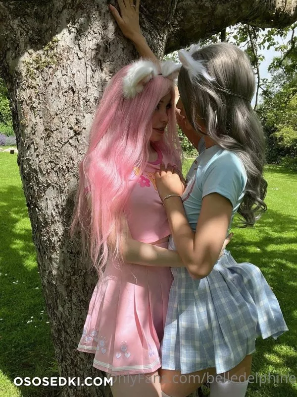 Belle Delphine & Tayszea 3 - Photo 78