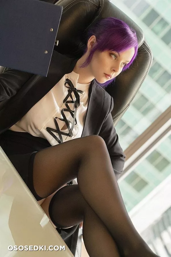 Secretary by disharmonica - Photo 1