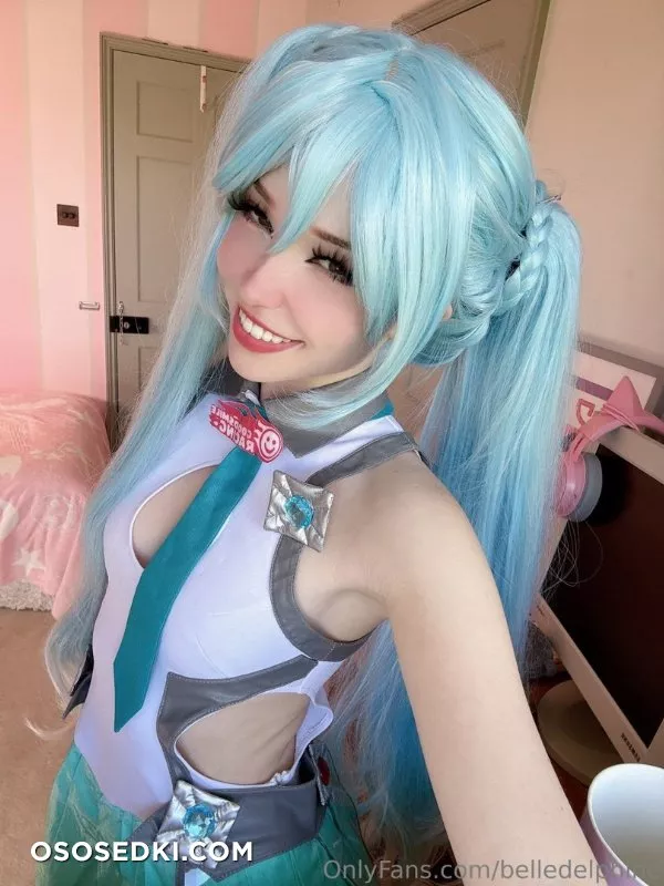 Belle Delphine Hatsune Miku - Photo 15