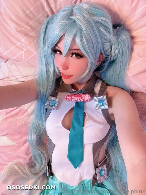 Belle Delphine Hatsune Miku - Photo 32