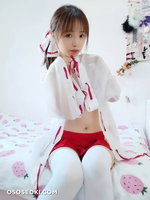雯妹不讲道理 No.003 自拍本（1号本） - Photo 28