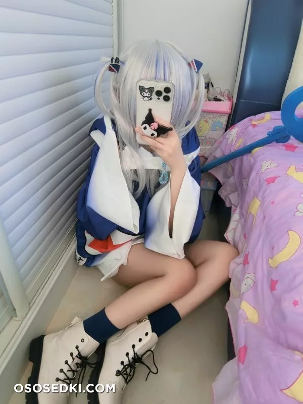 YaoYaoQwQ - Gawr Gura - Photo 1