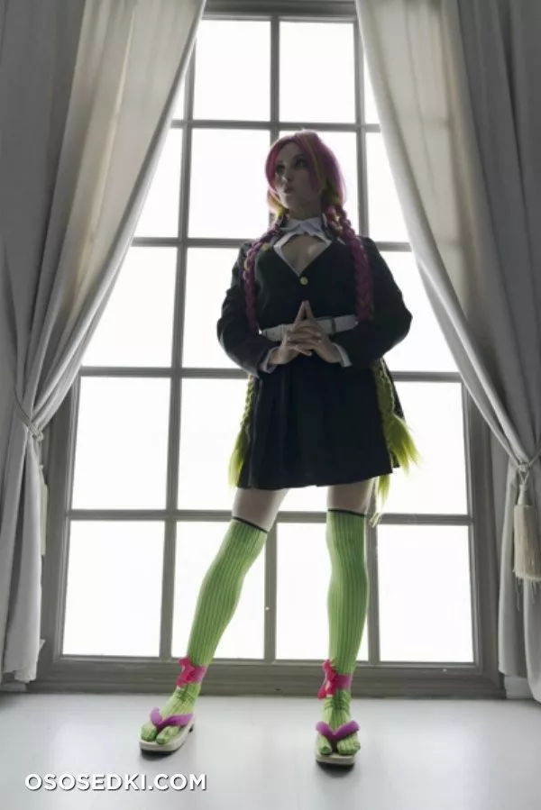Mitsuri from Demonslayer - Photo 7