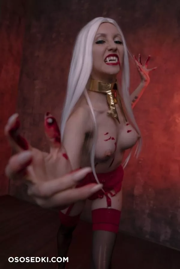 Carmilla from Castlevania - Photo 10