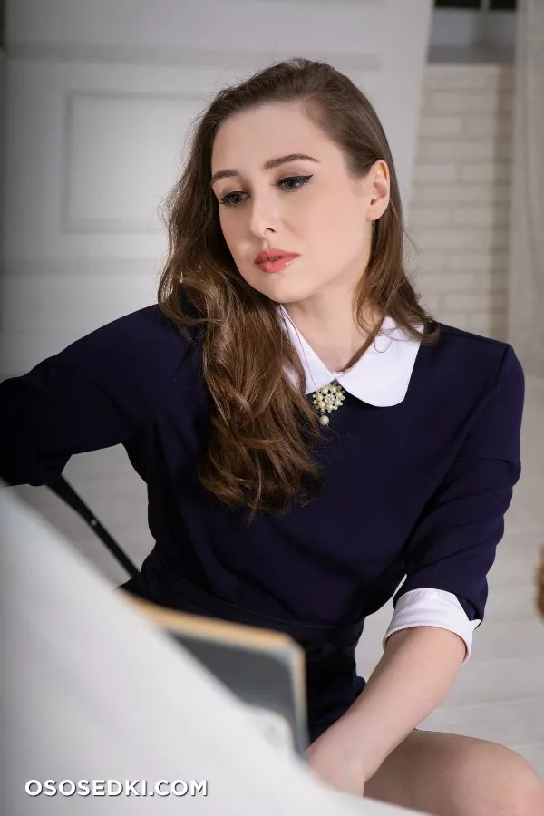 Ginger Frost -  Conservative Dress (2019) - Photo 11